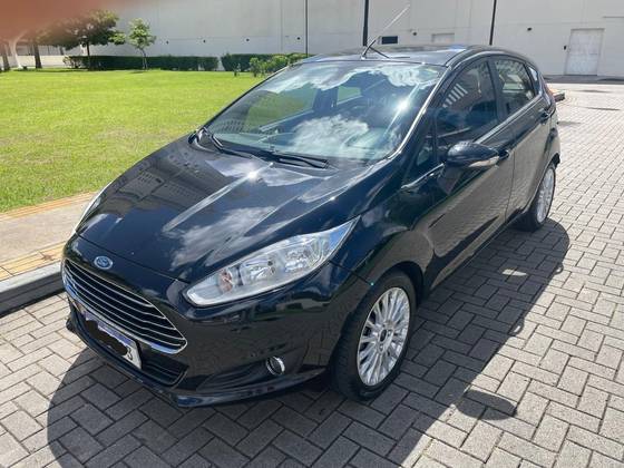 FORD FIESTA 1.6 TITANIUM HATCH 16V FLEX 4P POWERSHIFT